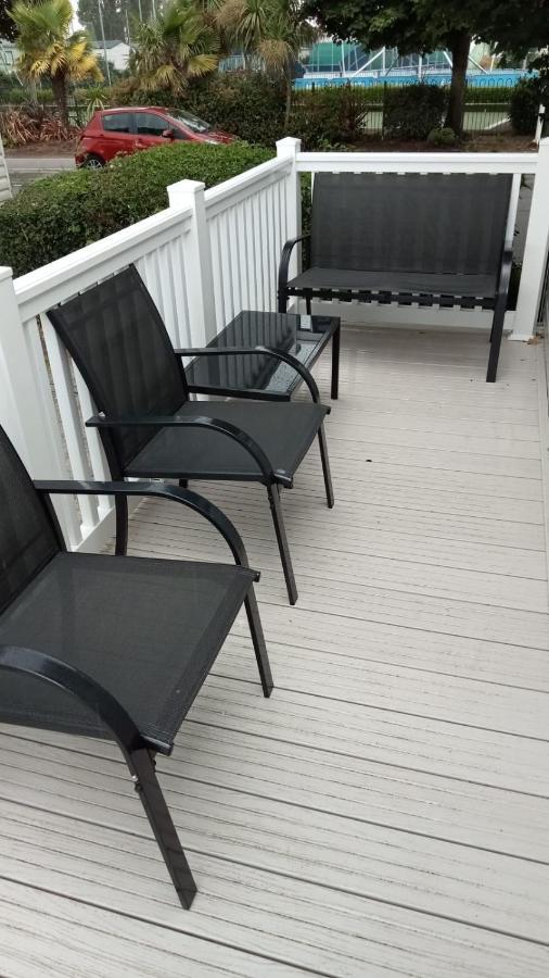 New 2 Bed With Decking In Rockley Park Dorset Near The Sea * Lytchett Minster